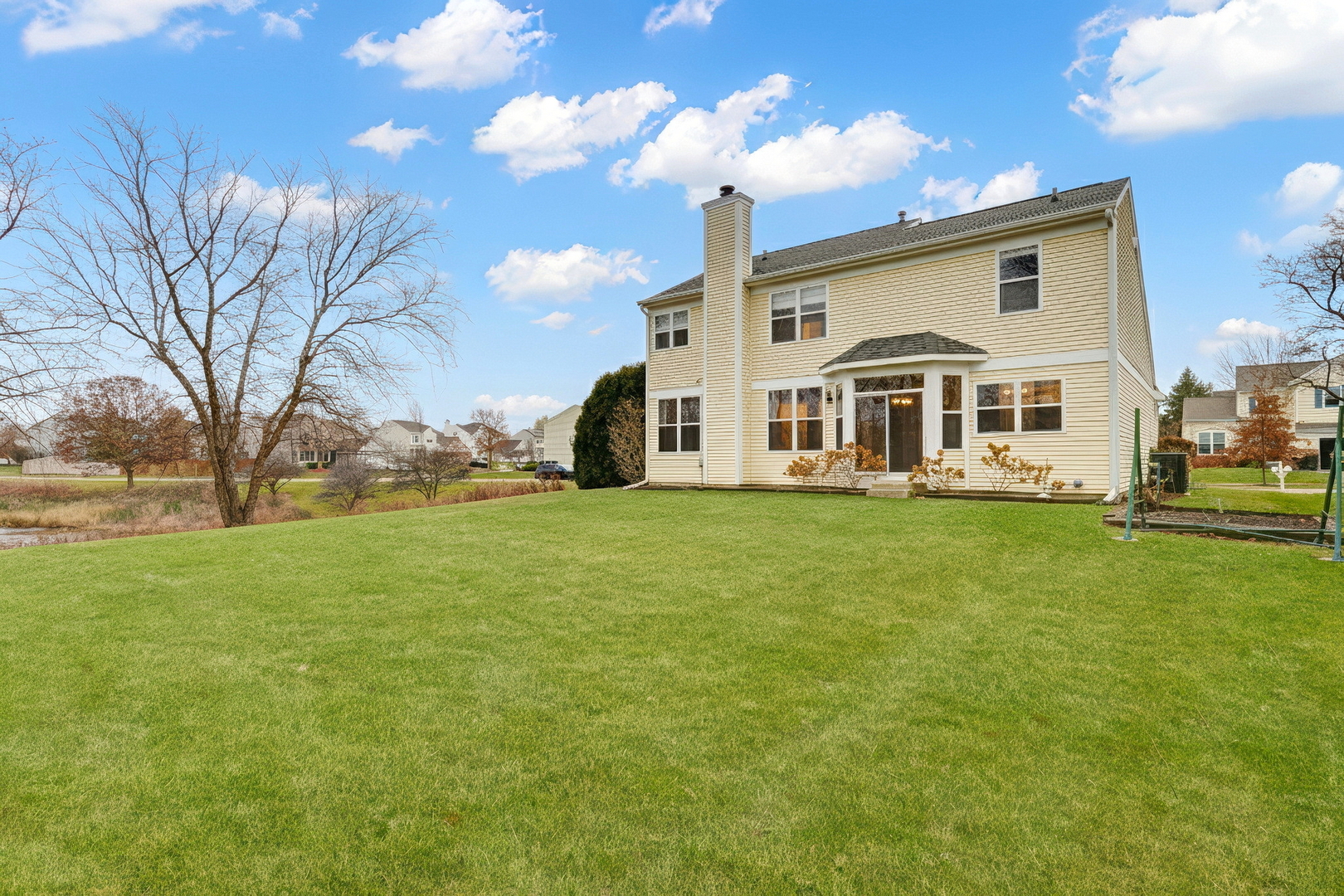 1948 Lily Lane, Round Lake, IL 60073