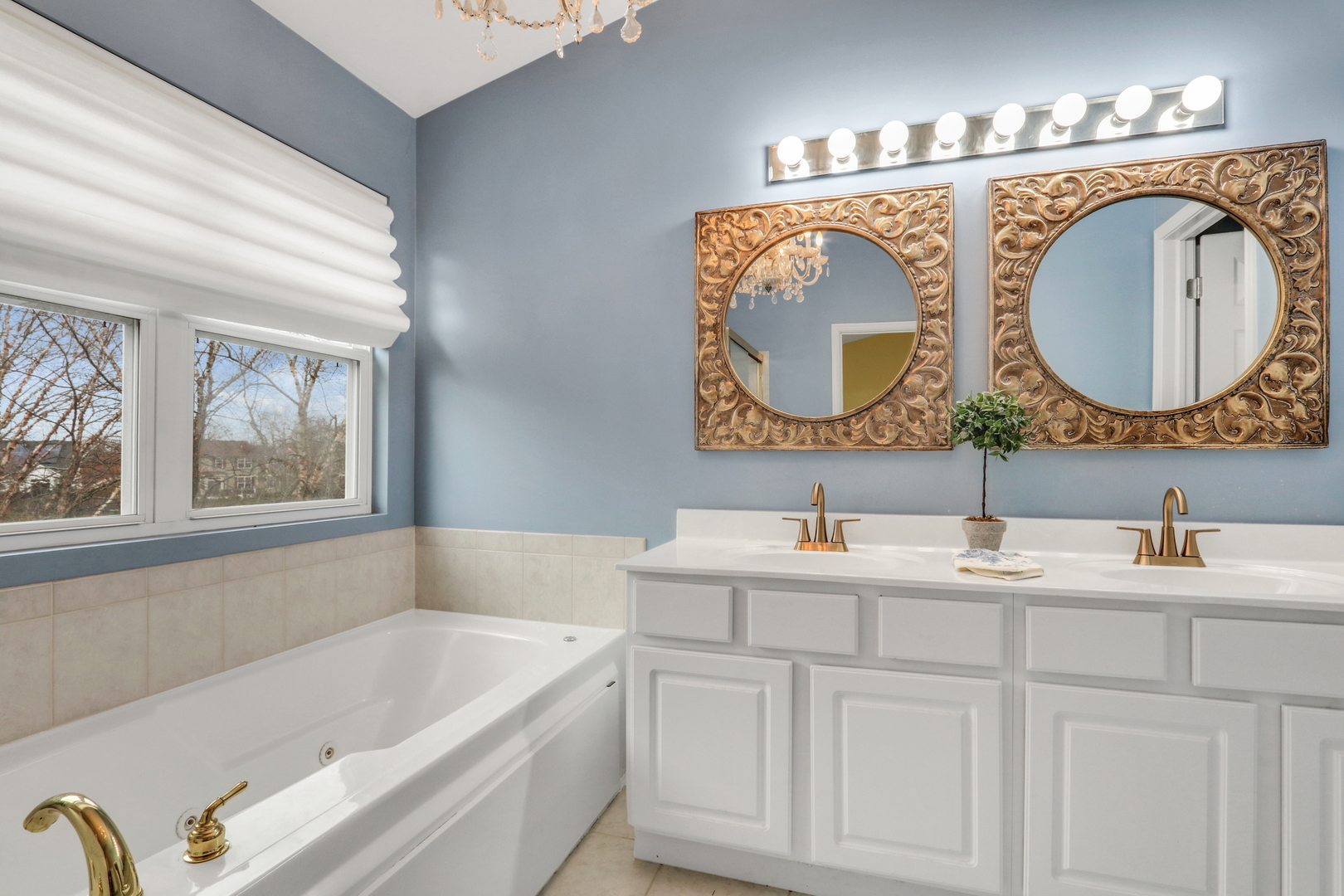 1948 Lily Lane, Round Lake, IL 60073