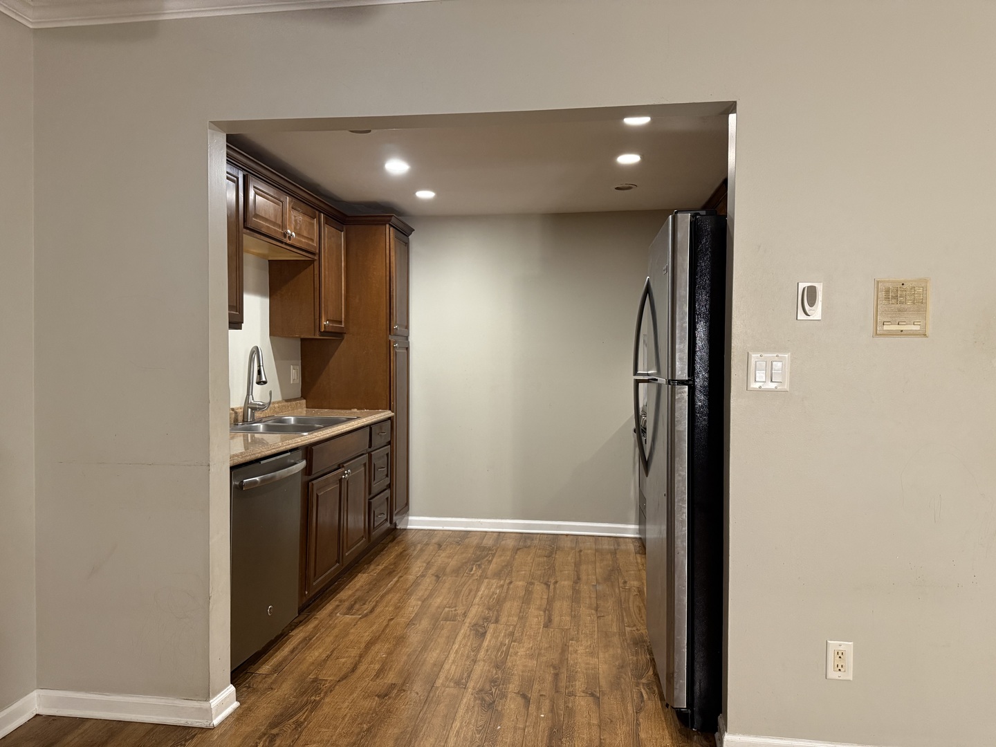 154 E Bailey Road #G, Naperville, IL 60565