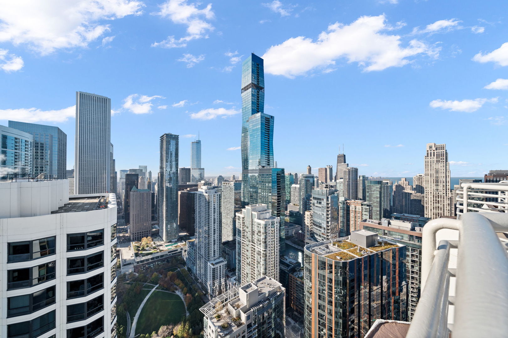 195 N Harbor Drive #4408, Chicago, IL 60601