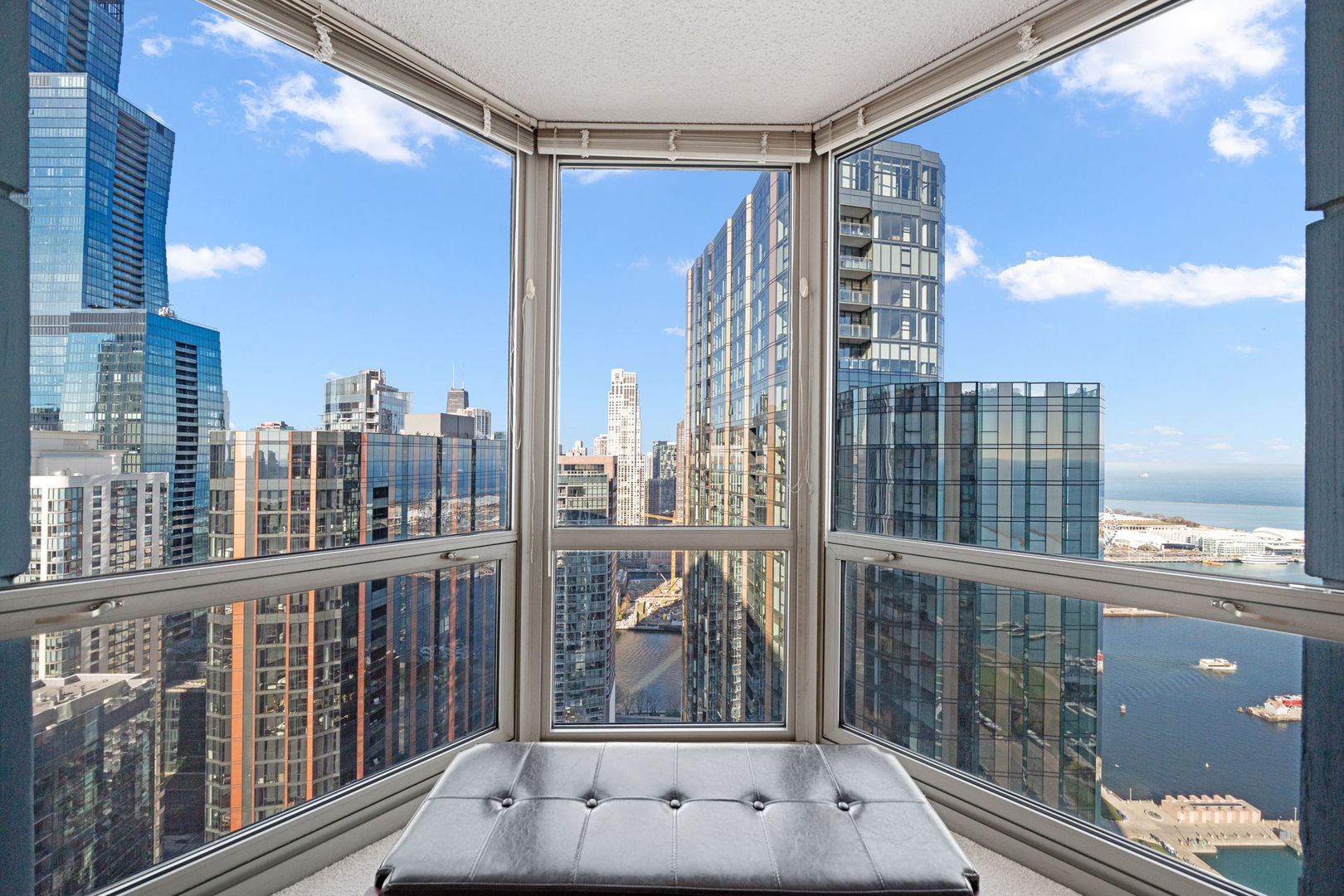 195 N Harbor Drive #4408, Chicago, IL 60601