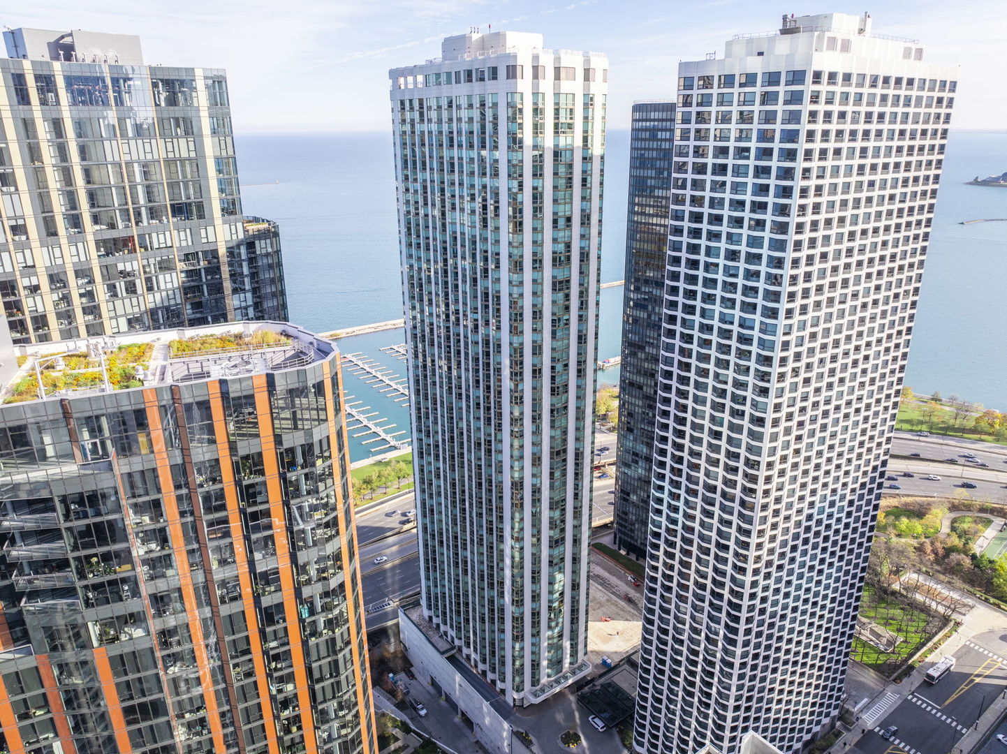 195 N Harbor Drive #4408, Chicago, IL 60601