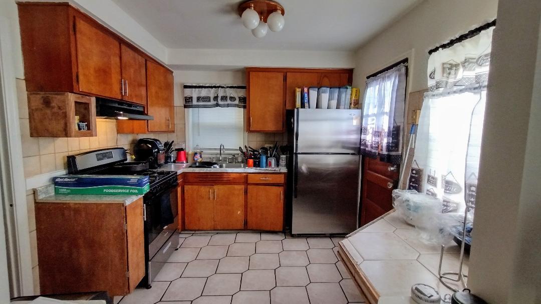 10841 S Vernon Avenue, Chicago, IL 60628