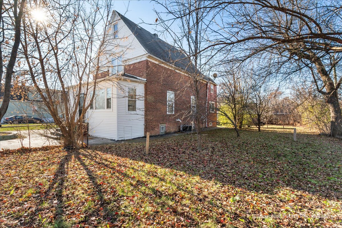 12018 S Loomis Street, Chicago, IL 60643