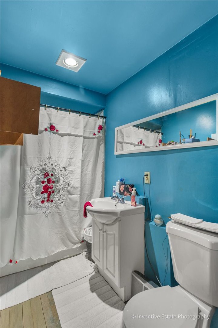 12018 S Loomis Street, Chicago, IL 60643