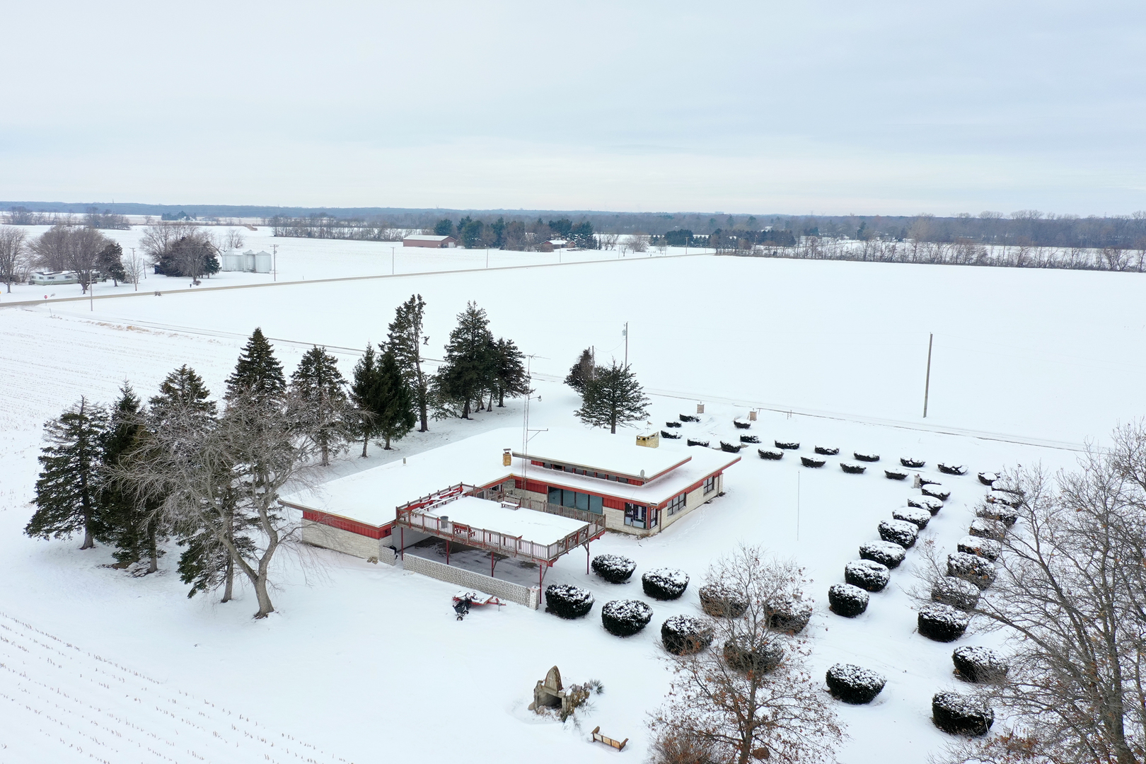 15884 W 3500 N Road, Essex, IL 60935