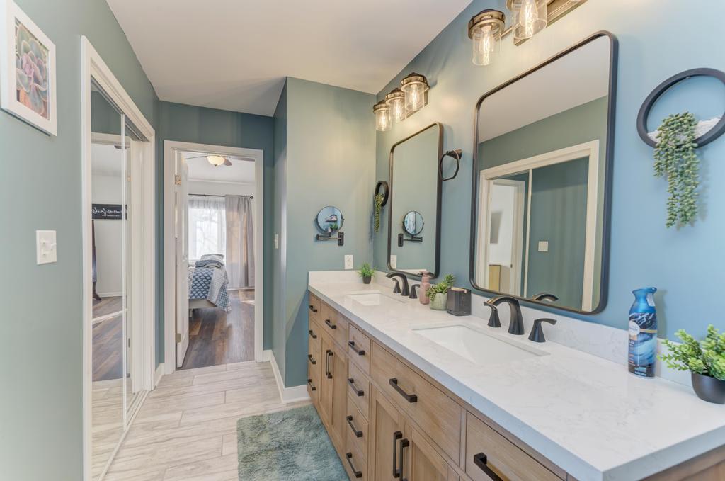 770 MEADOWOOD Lane, Wilmington, IL 60481