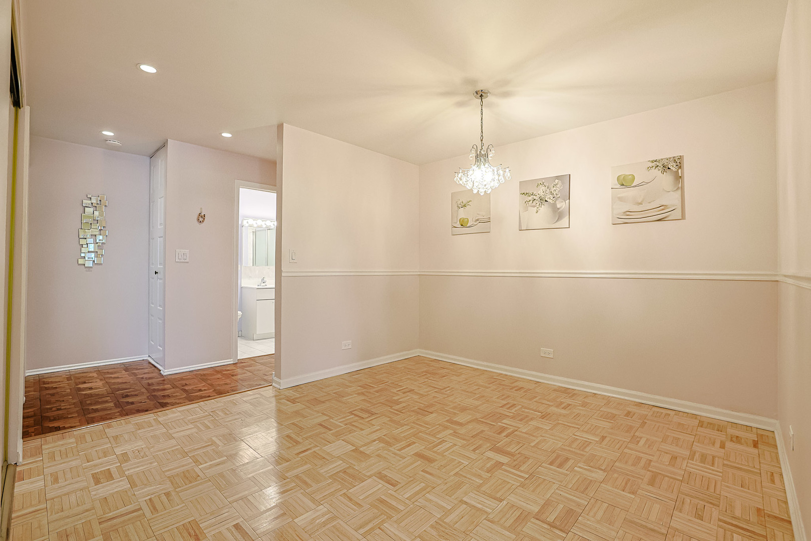 1430 Sandstone Drive #202, Wheeling, IL 60090