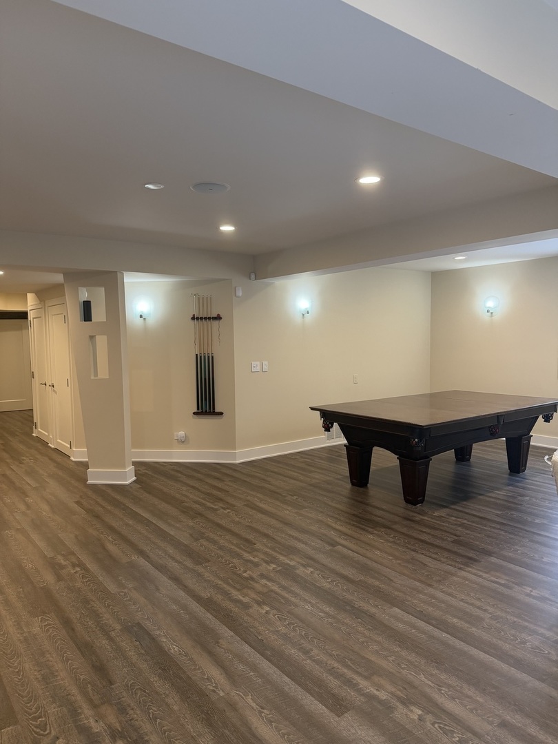 525 Senon Drive, Lemont, IL 60439