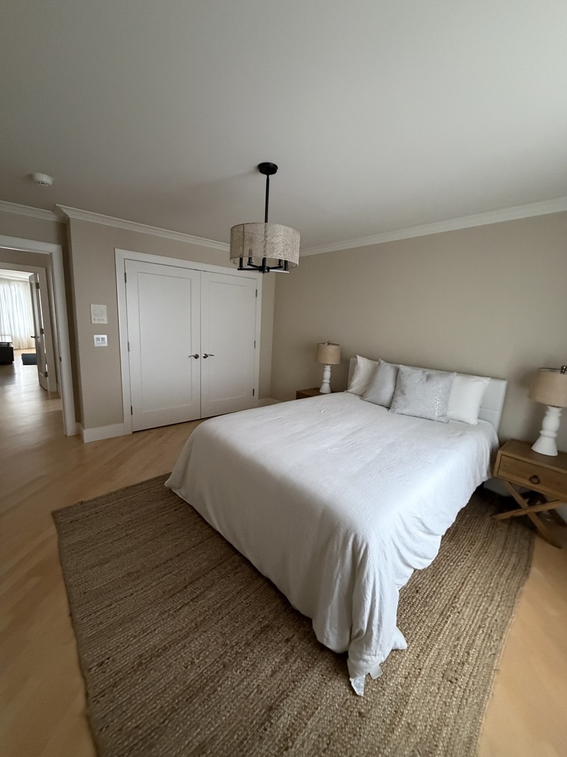 525 Senon Drive, Lemont, IL 60439