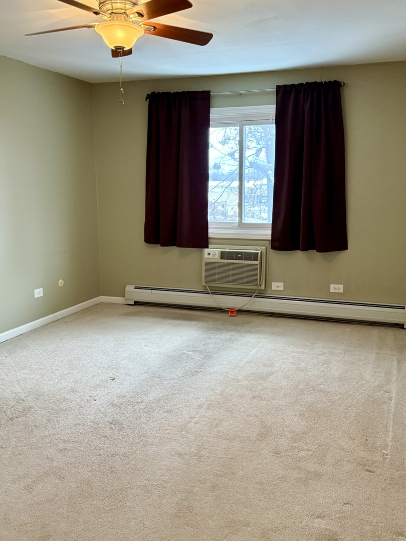 37 N Main Street #40, Glen Ellyn, IL 60137