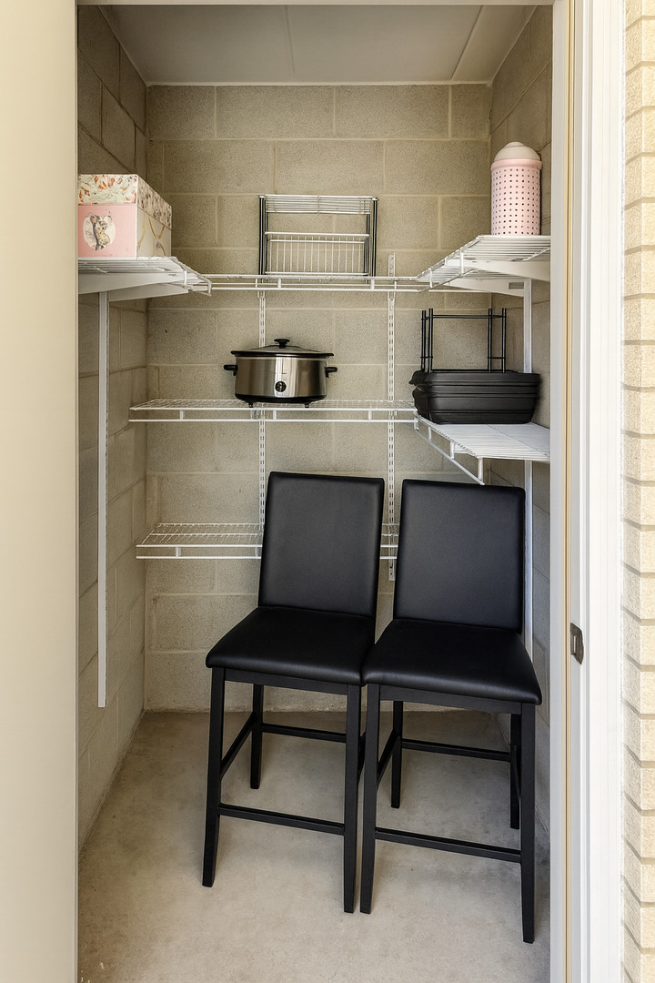 9250 Beloit Avenue #104, Bridgeview, IL 60455