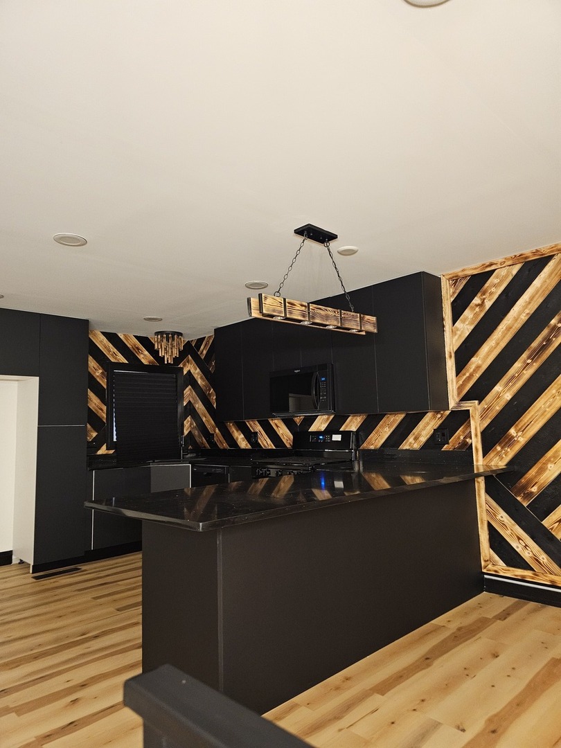 295 Chappel Avenue, Calumet City, IL 60409