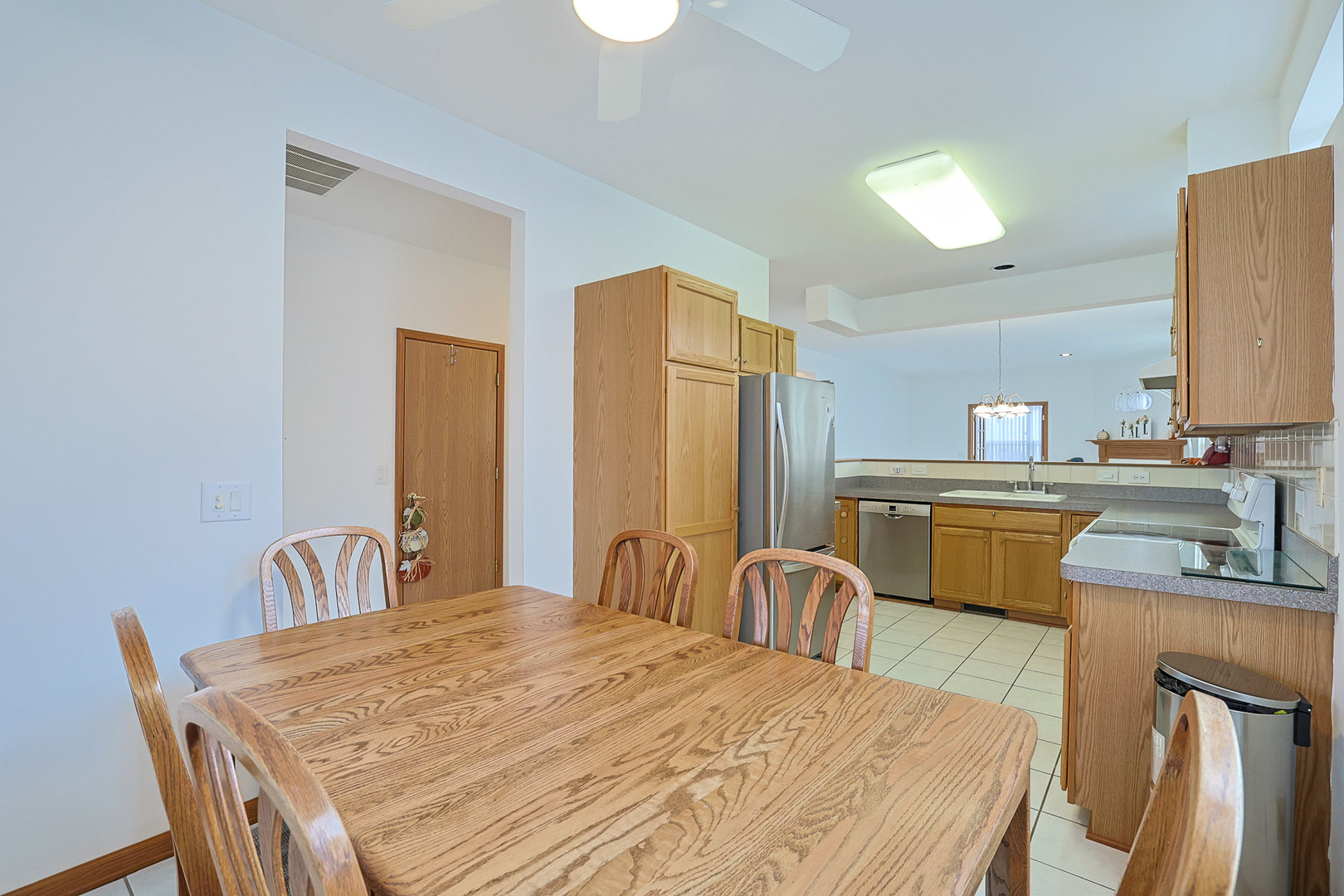 3455 Steeplechase Way, Grayslake, IL 60030