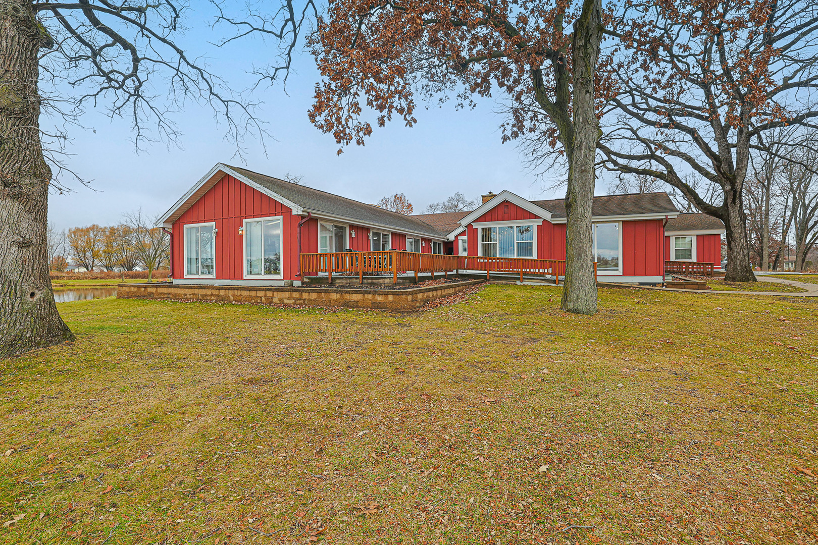 3455 Steeplechase Way, Grayslake, IL 60030