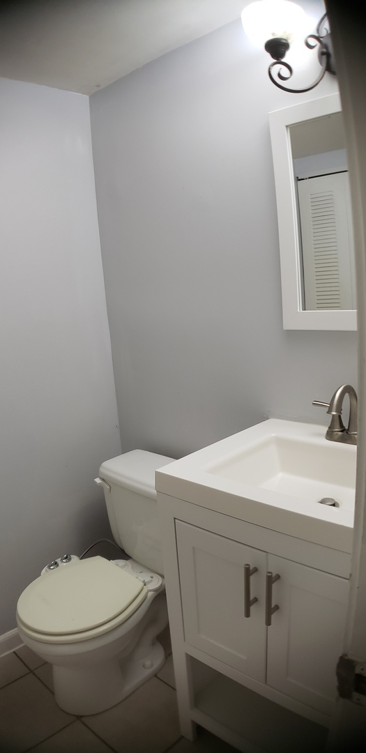 354 Creekside Drive, Vernon Hills, IL 60061