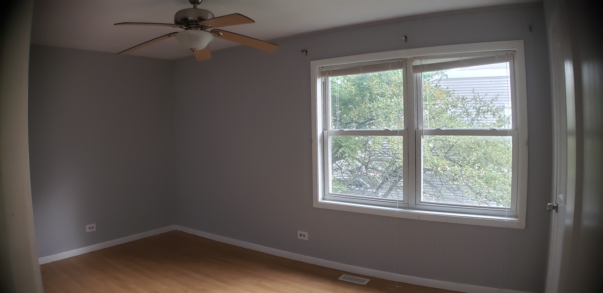 354 Creekside Drive, Vernon Hills, IL 60061