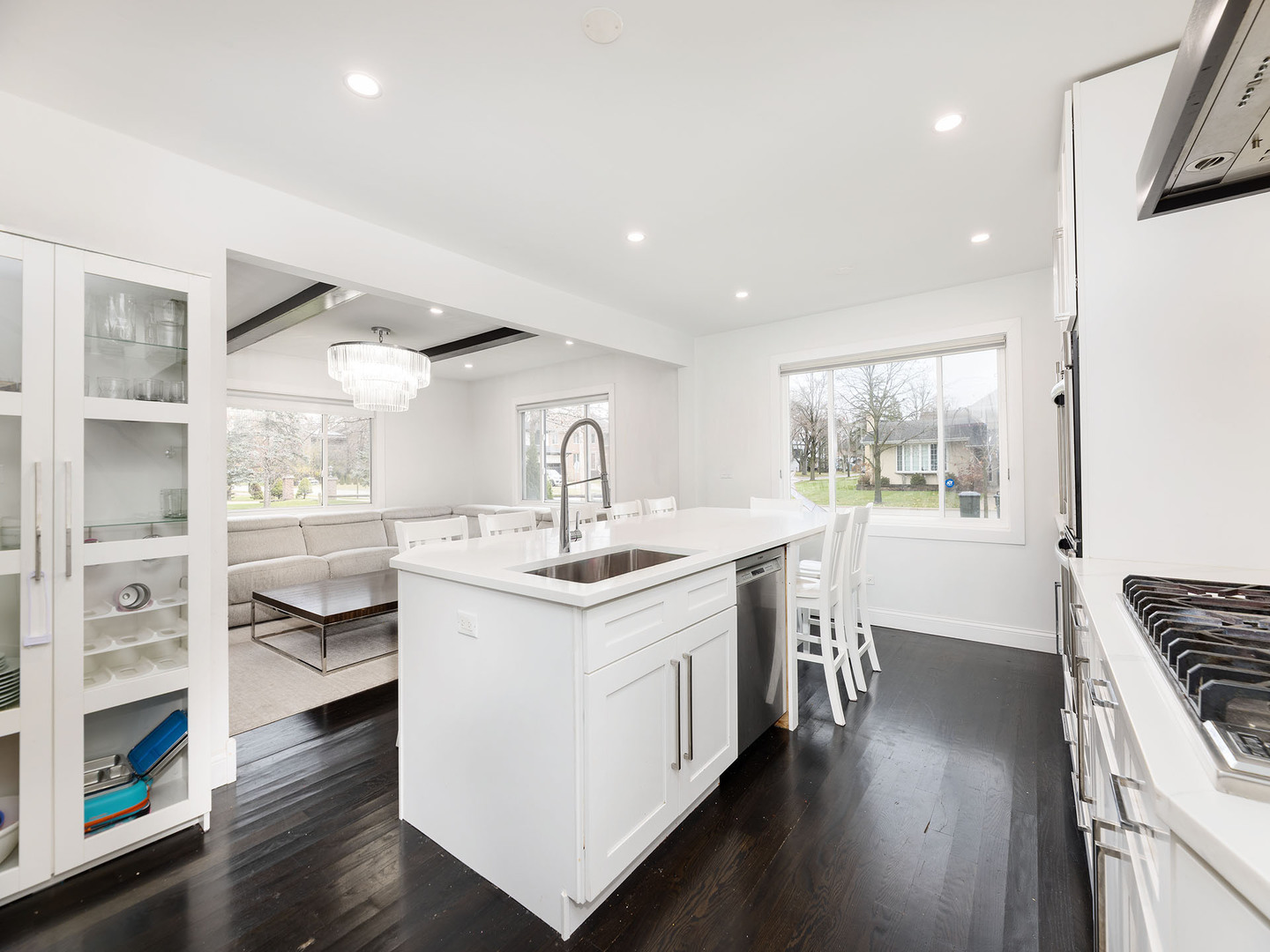 1520 Magnolia Street, Glenview, IL 60025