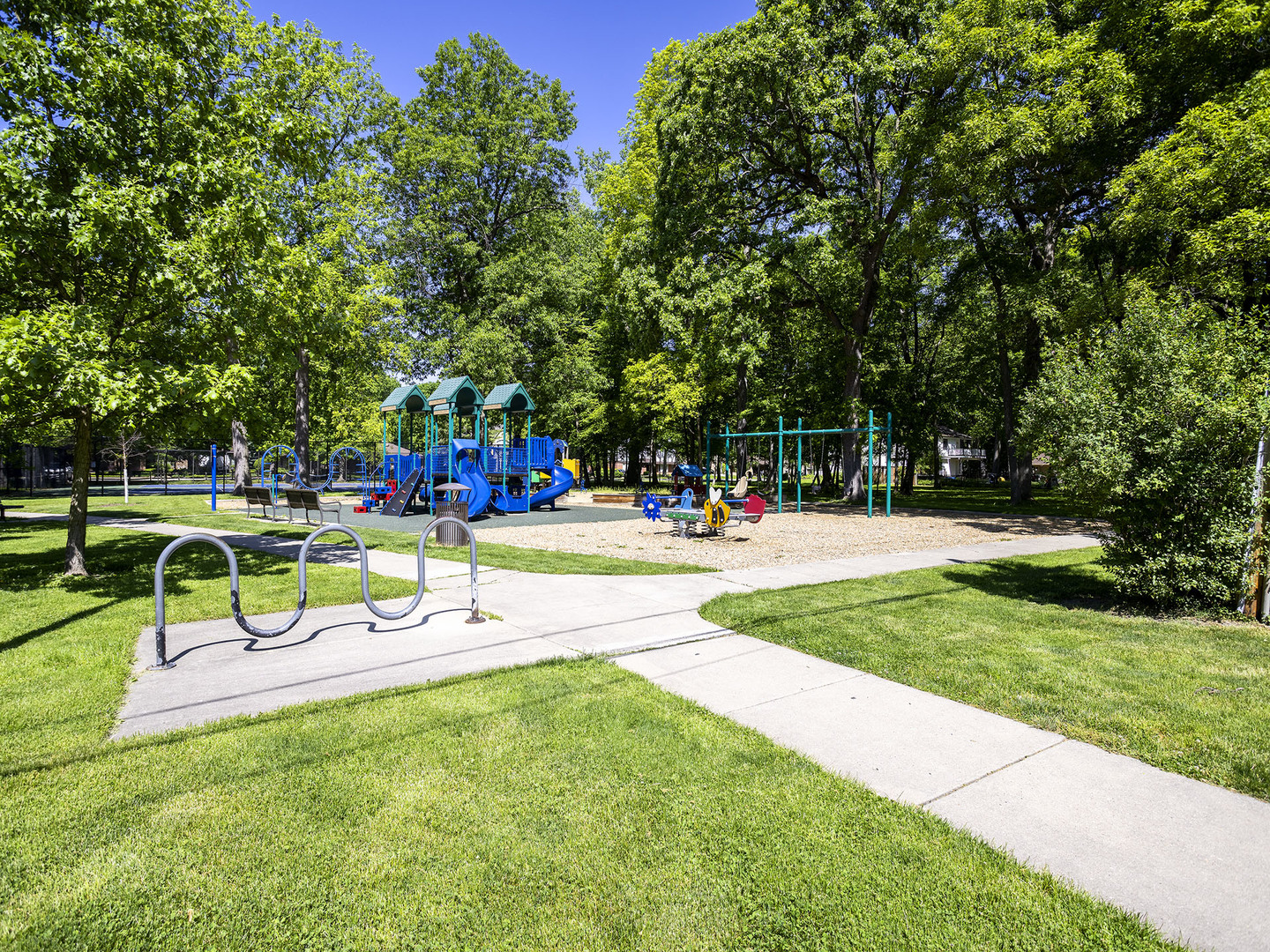 1520 Magnolia Street, Glenview, IL 60025