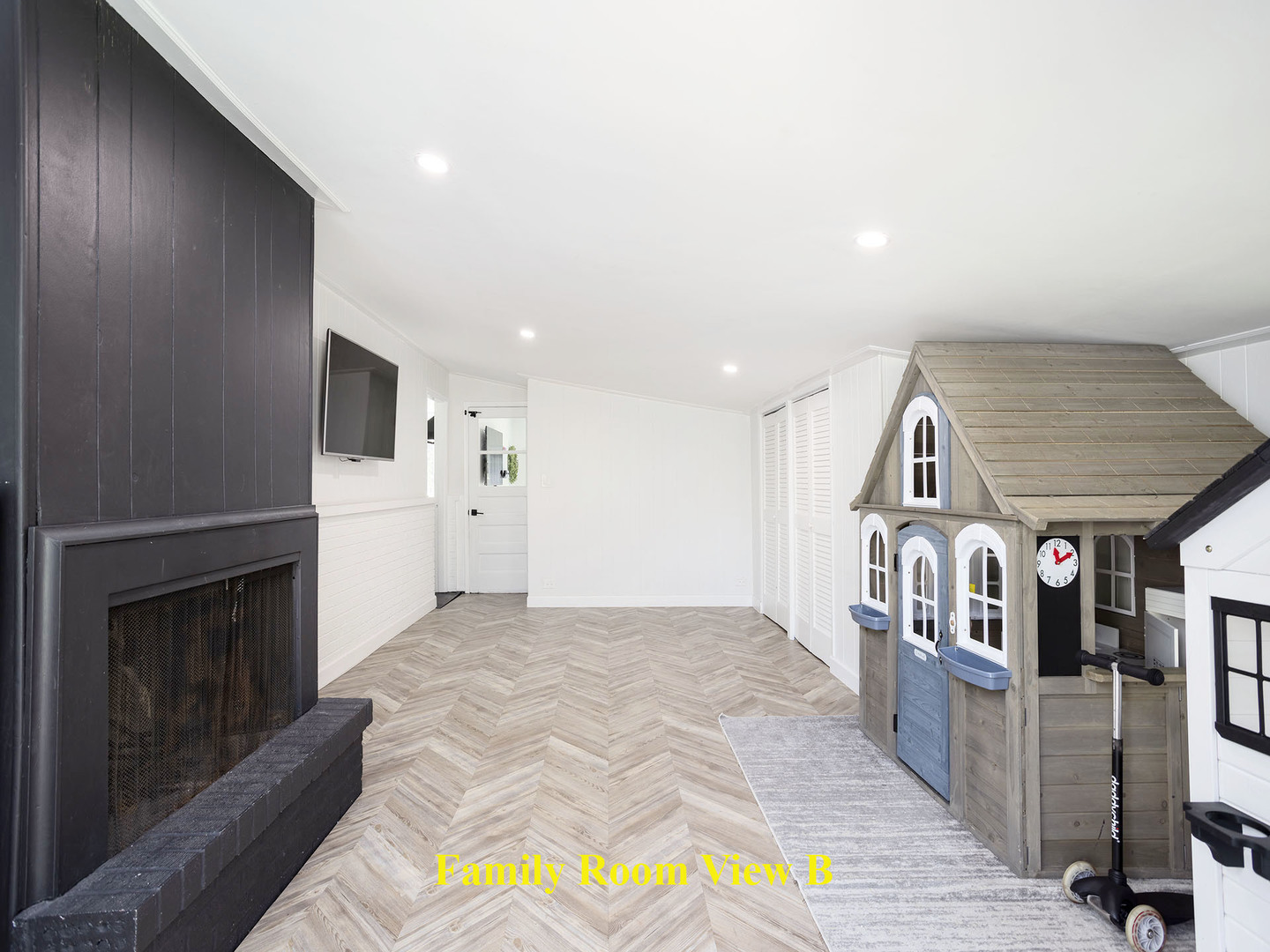 1520 Magnolia Street, Glenview, IL 60025