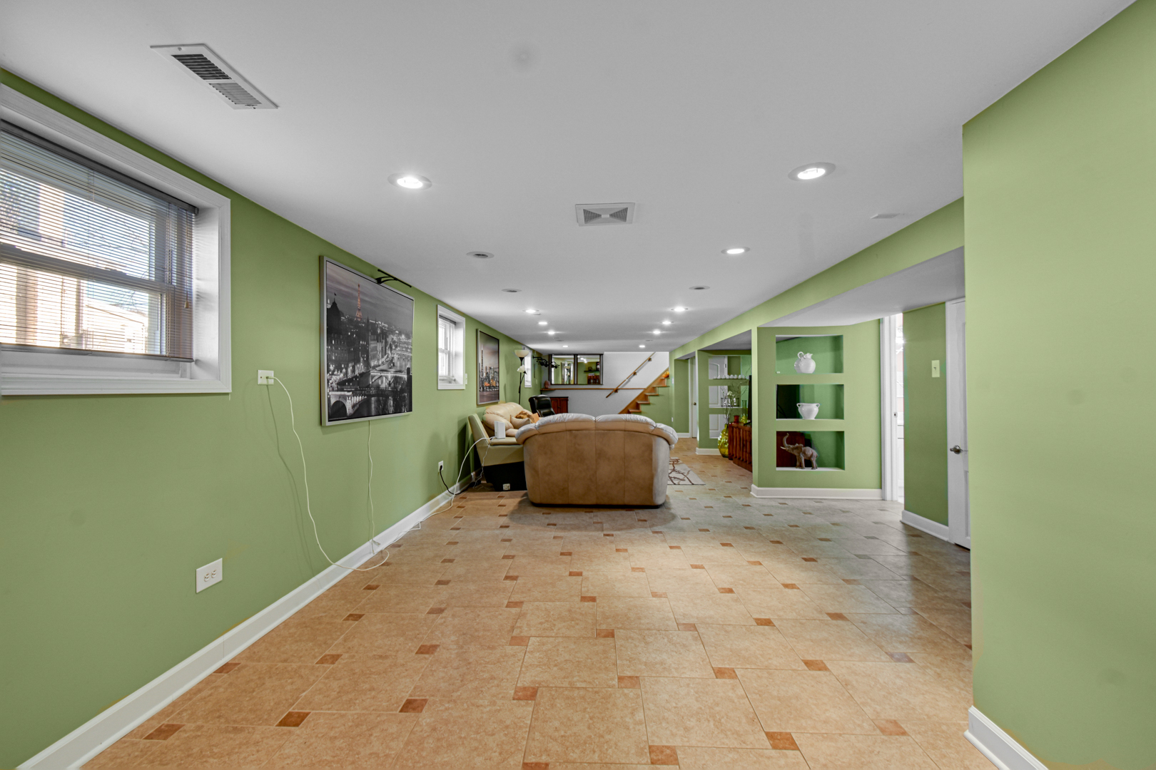 9737 S Kenton Avenue, Oak Lawn, IL 60453