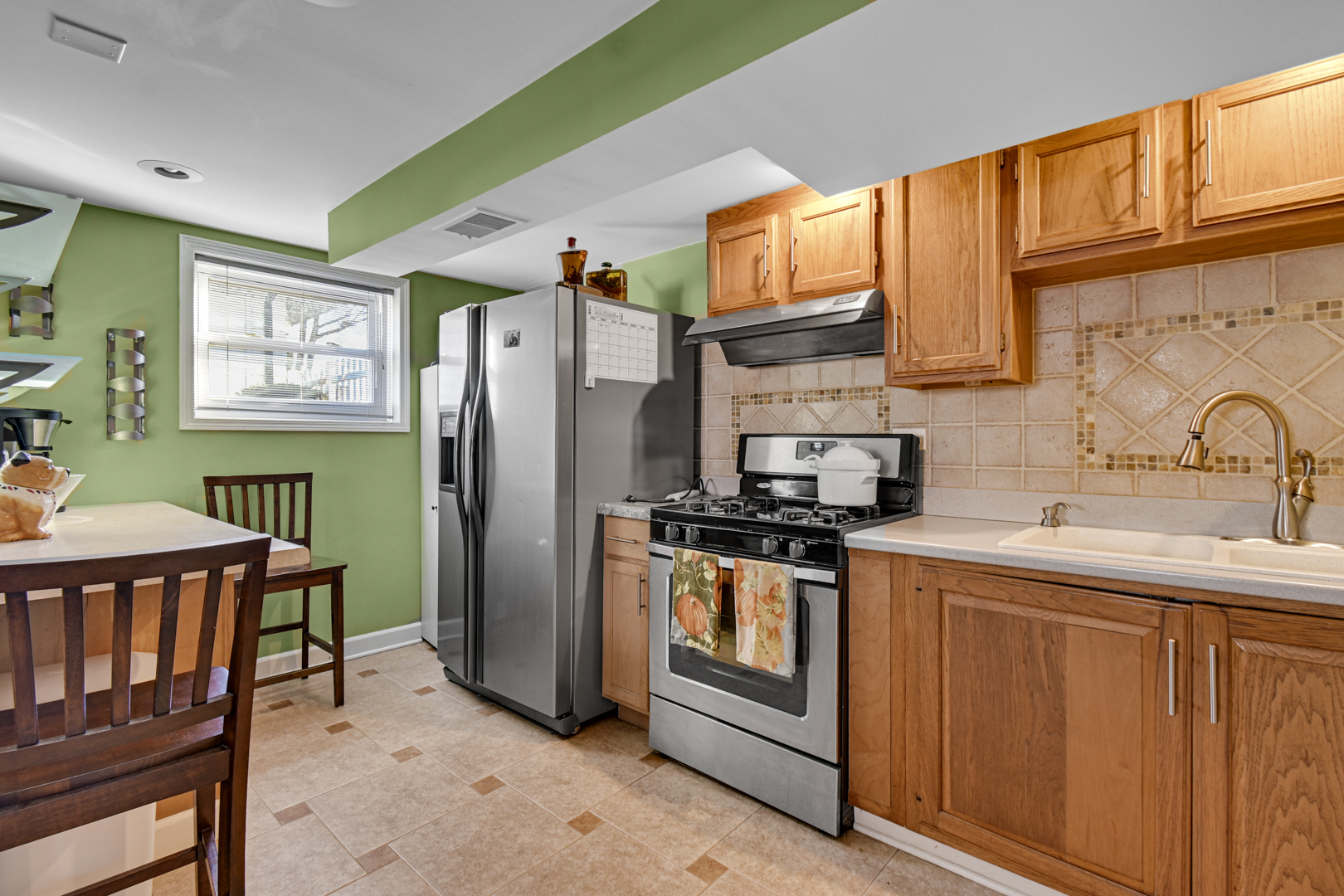 9737 S Kenton Avenue, Oak Lawn, IL 60453