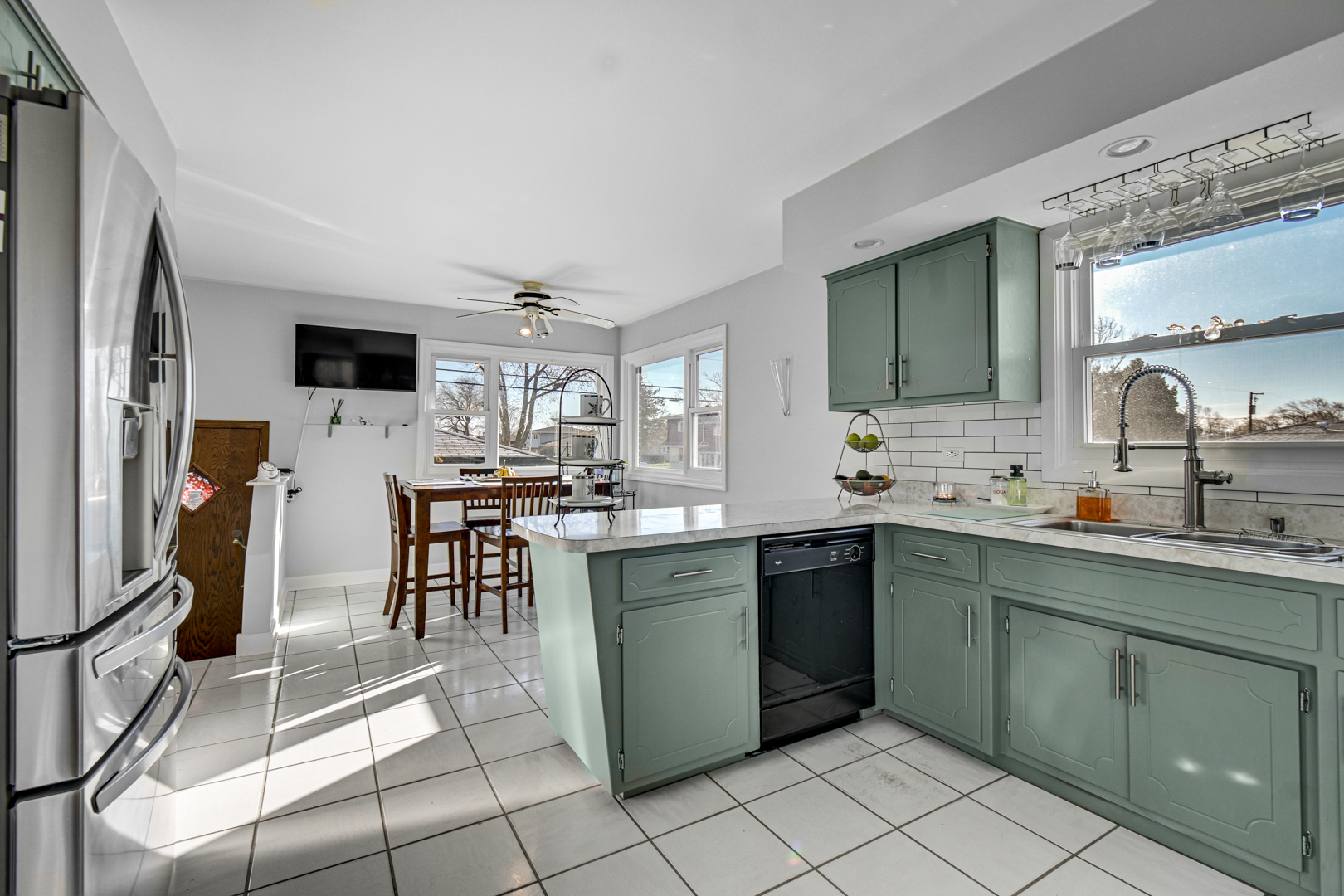 9737 S Kenton Avenue, Oak Lawn, IL 60453