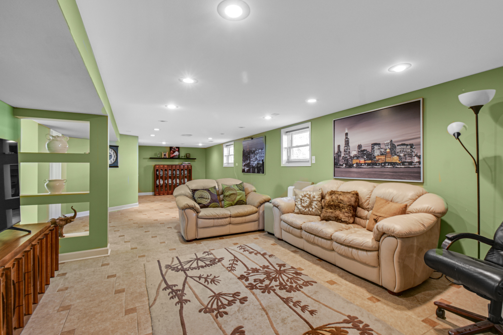 9737 S Kenton Avenue, Oak Lawn, IL 60453