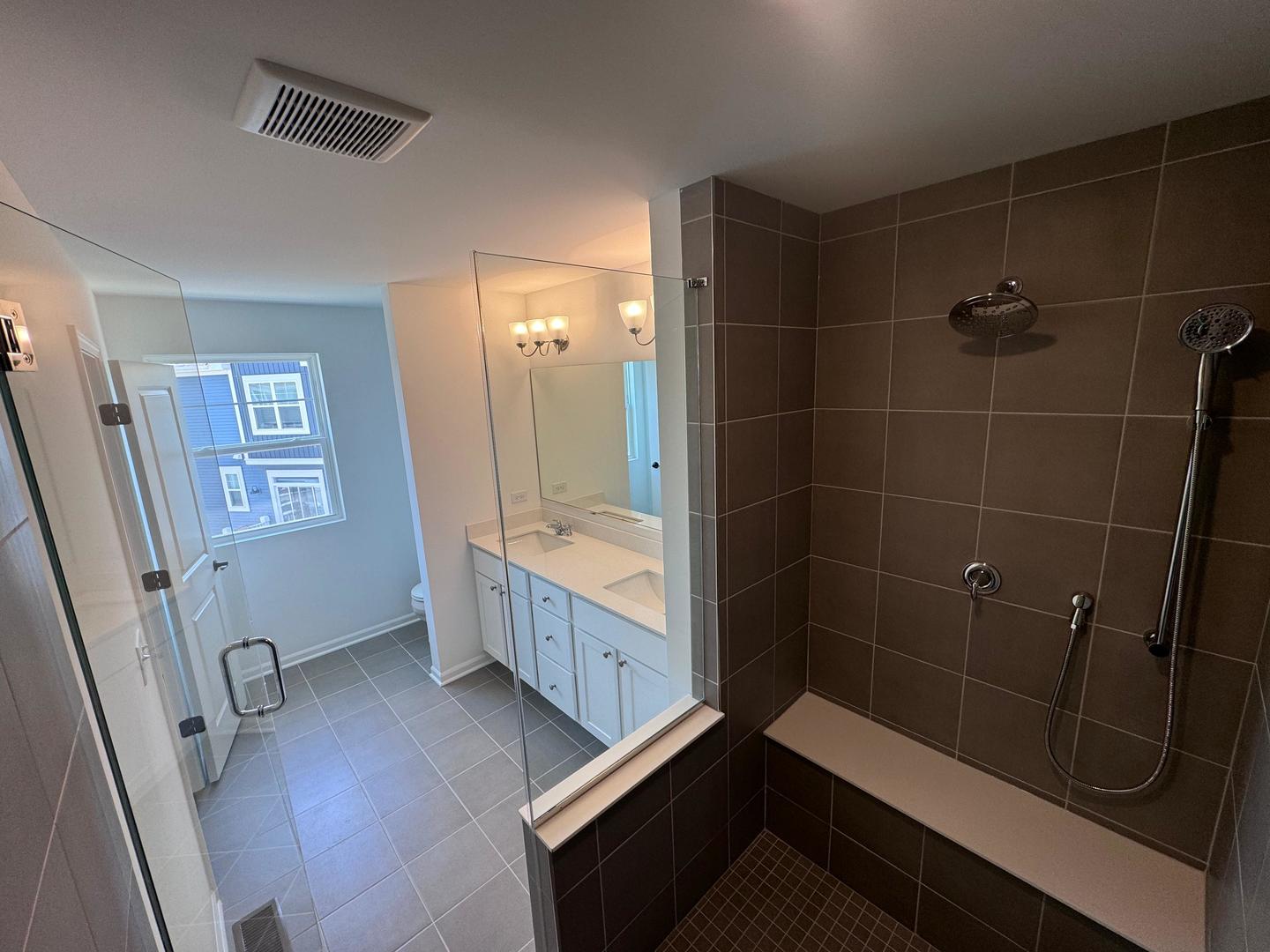 1526 Albany Street, Grayslake, IL 60030