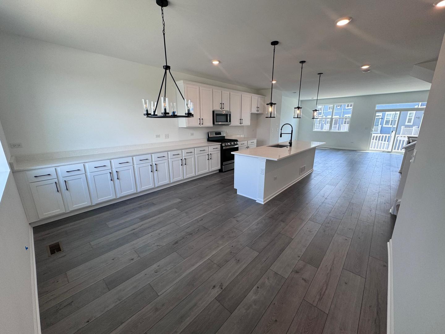 1526 Albany Street, Grayslake, IL 60030