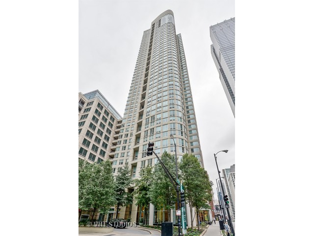 345 N LaSalle Street #407, Chicago, IL 60654