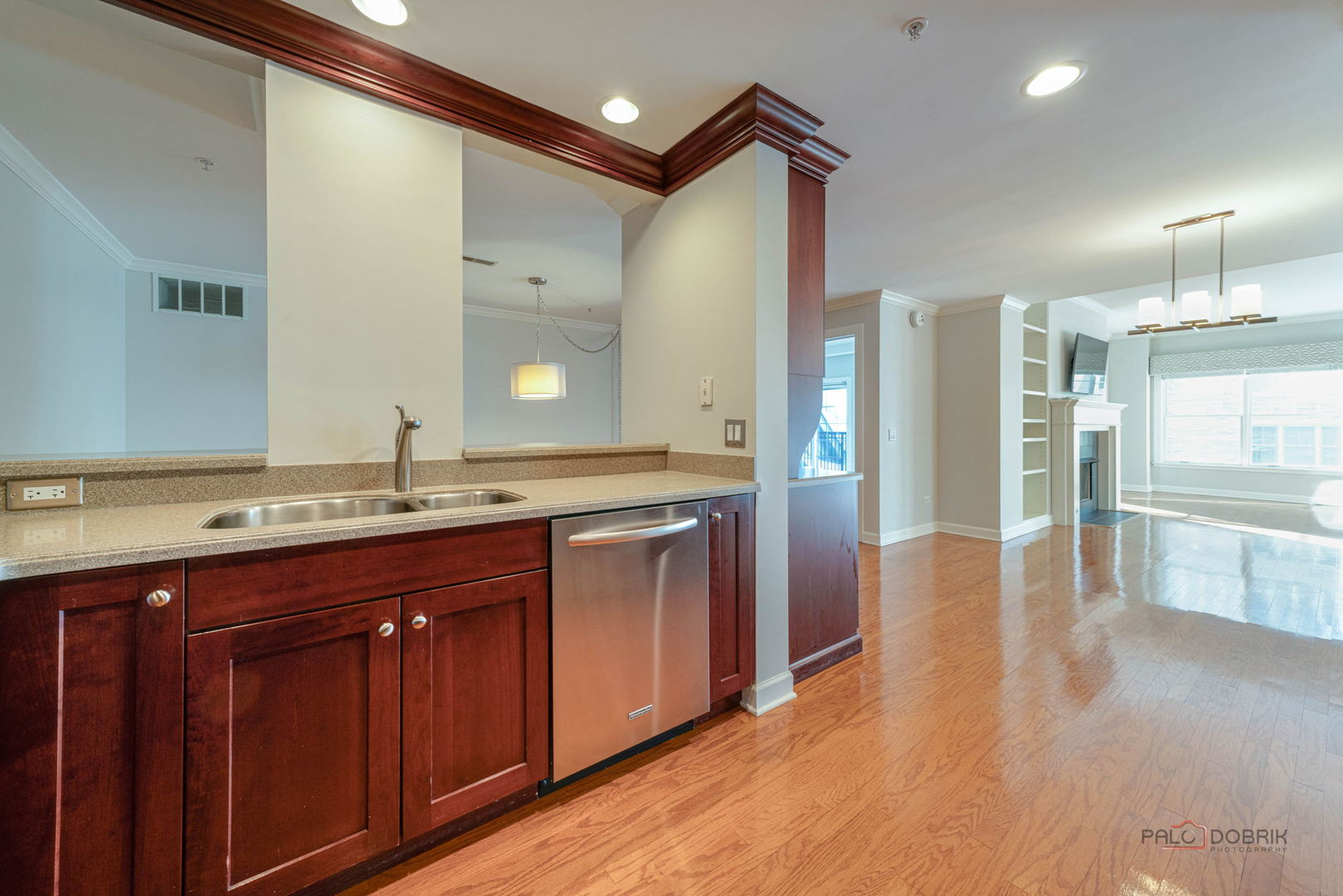 44 N Vail Avenue #613, Arlington Heights, IL 60005