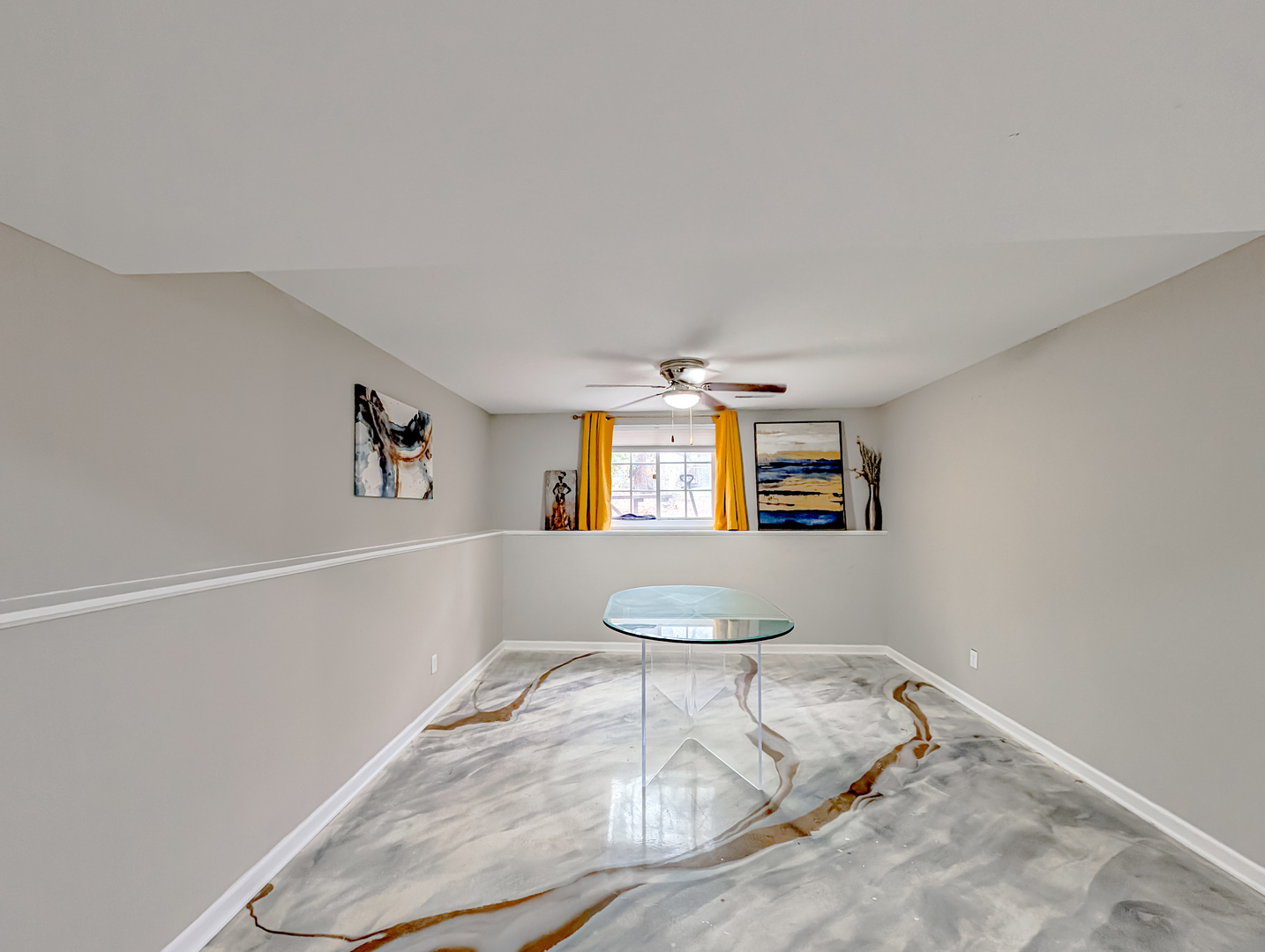 8616 Hickory Avenue, Crystal Lake, IL 60014