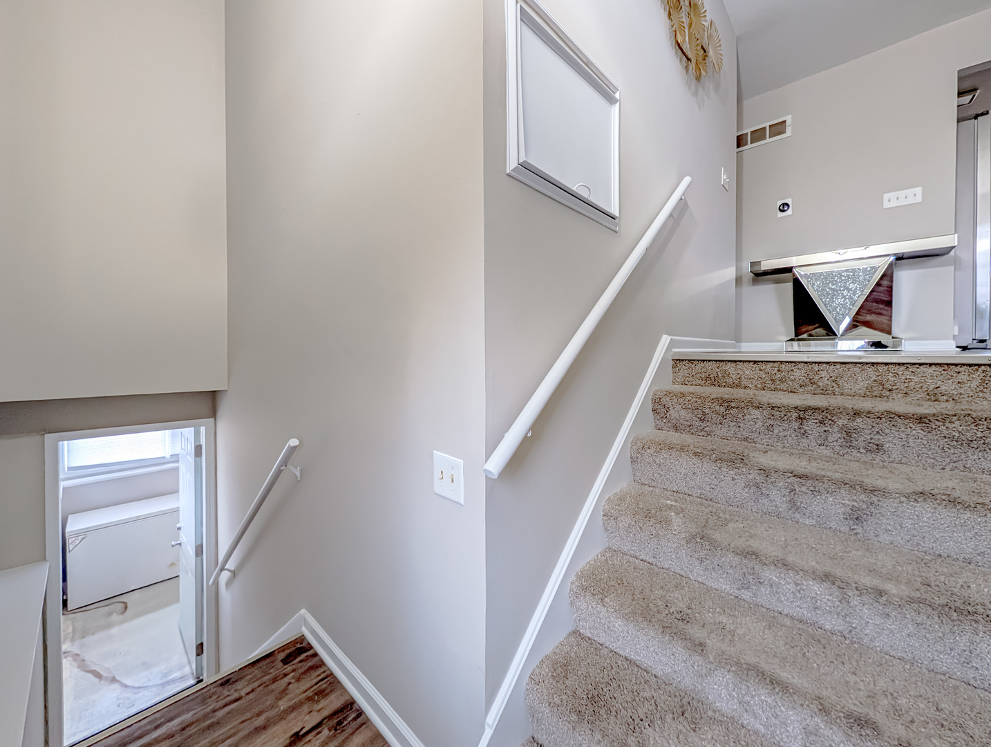 8616 Hickory Avenue, Crystal Lake, IL 60014