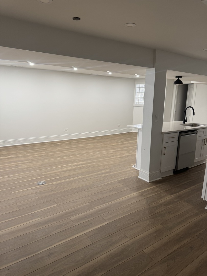 6617 S Minerva Avenue #G, Chicago, IL 60637