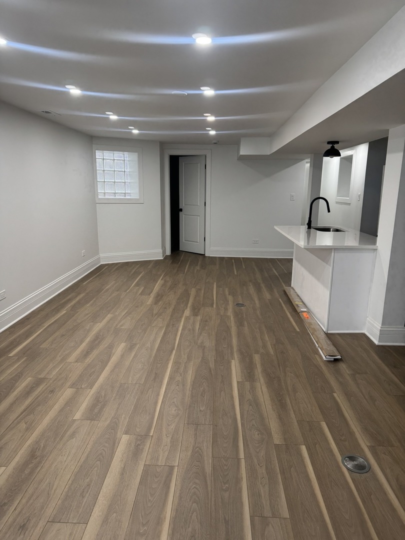 6617 S Minerva Avenue #G, Chicago, IL 60637