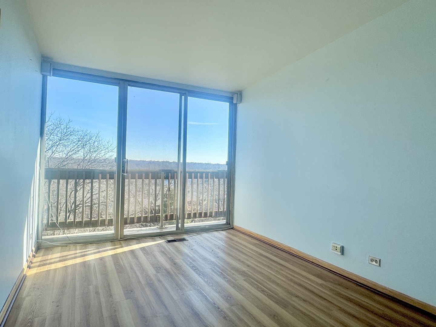 5600 Hillcrest Lane #3D, Lisle, IL 60532