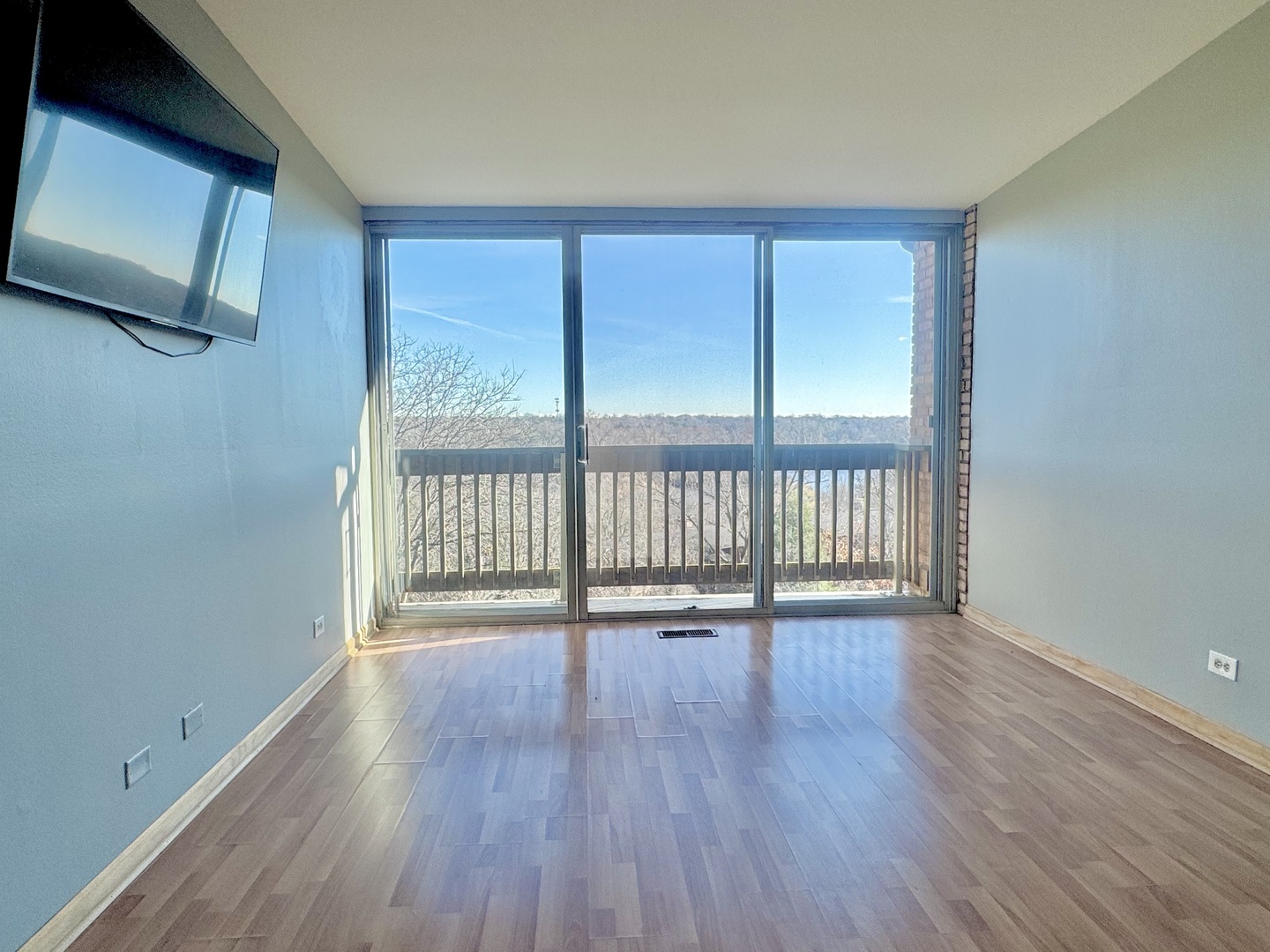 5600 Hillcrest Lane #3D, Lisle, IL 60532