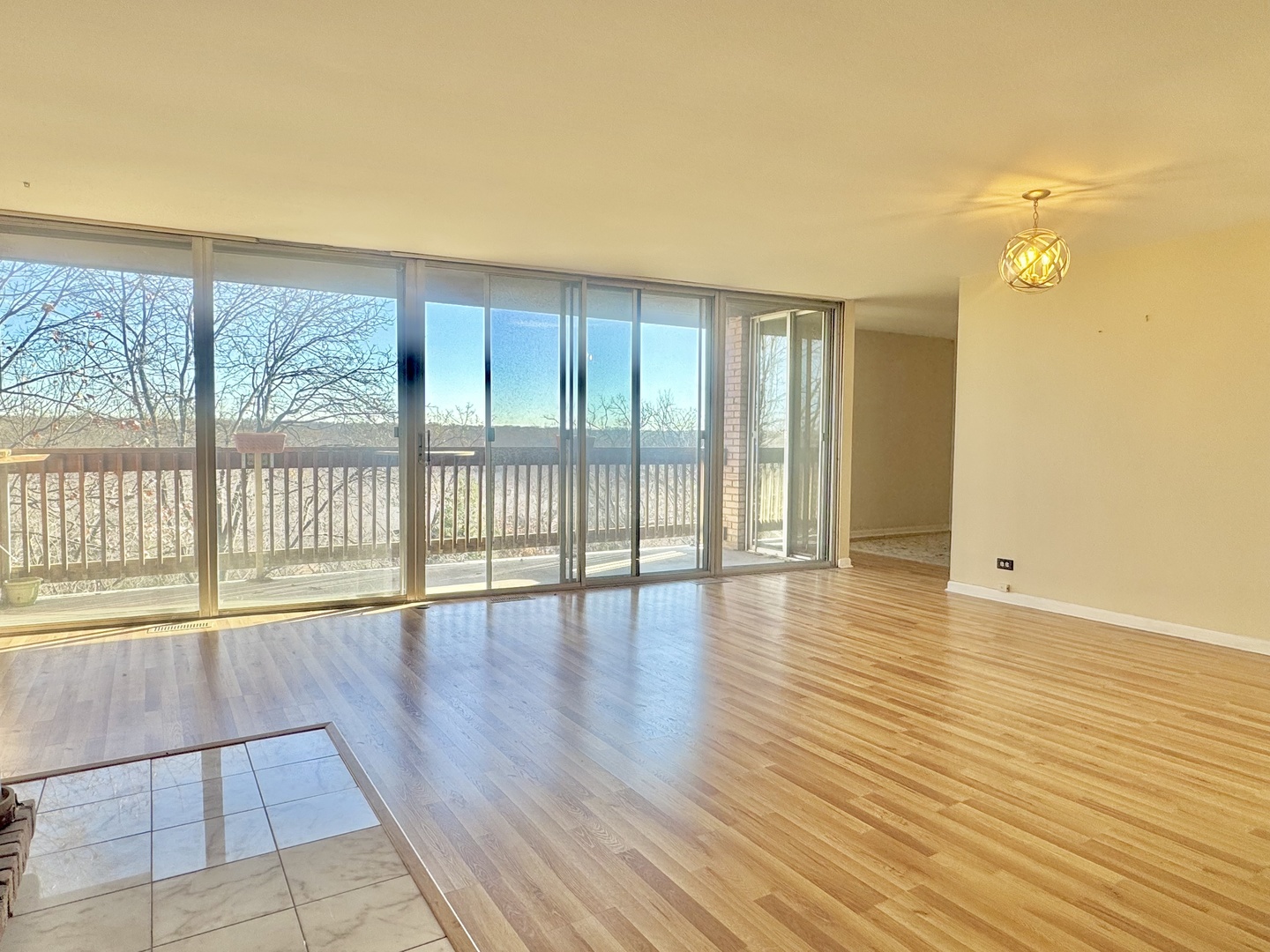 5600 Hillcrest Lane #3D, Lisle, IL 60532