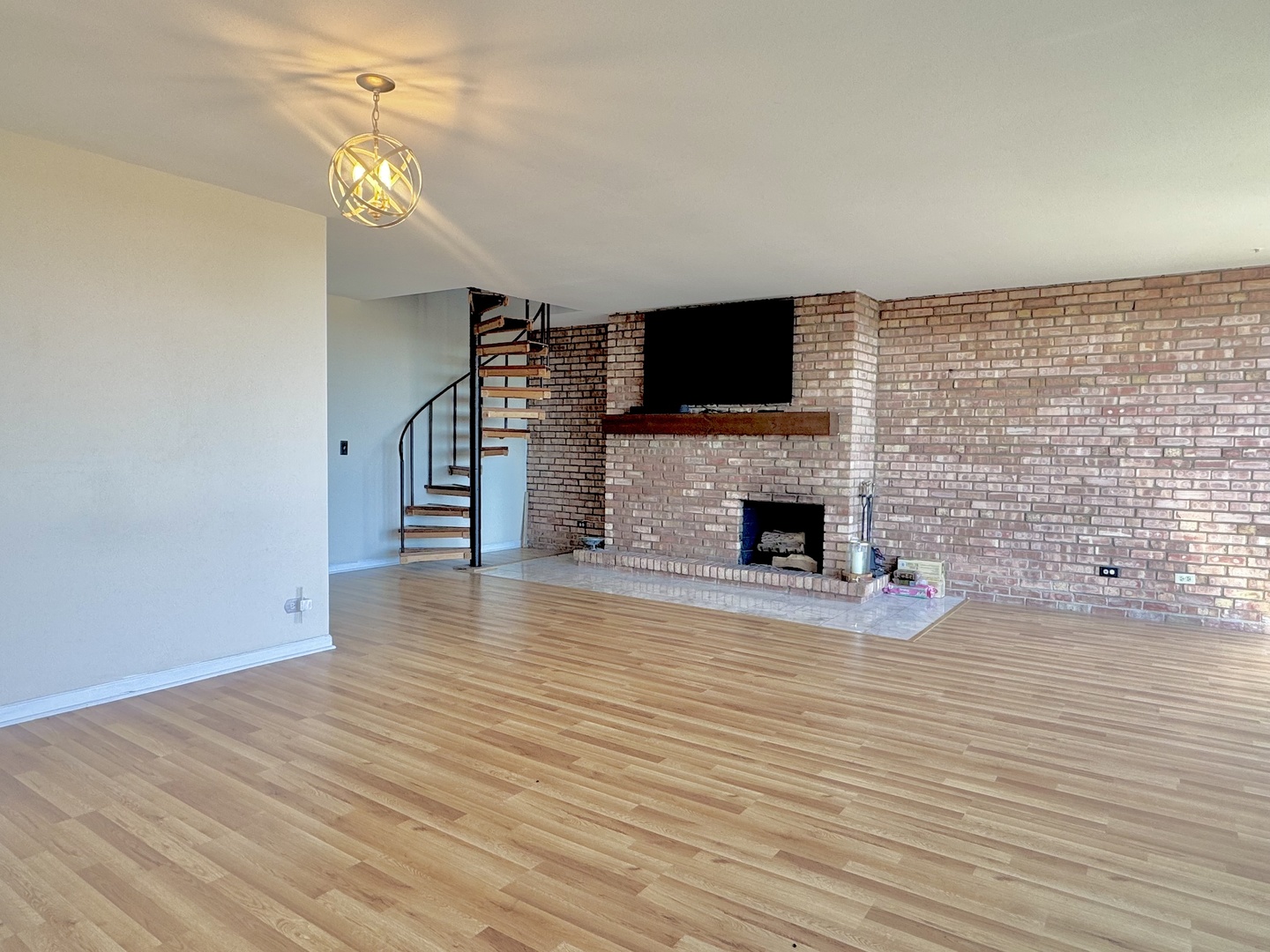 5600 Hillcrest Lane #3D, Lisle, IL 60532