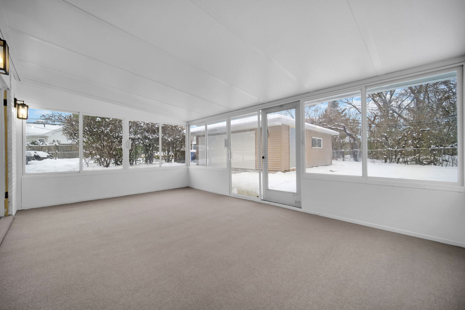 137 Julie Drive, Glenview, IL 60025