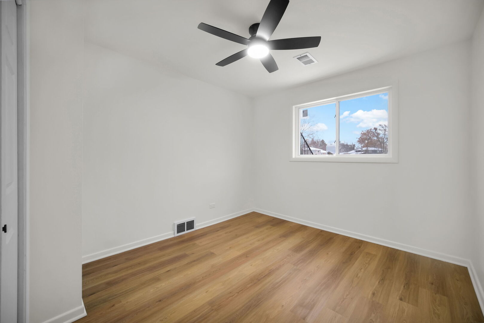 137 Julie Drive, Glenview, IL 60025