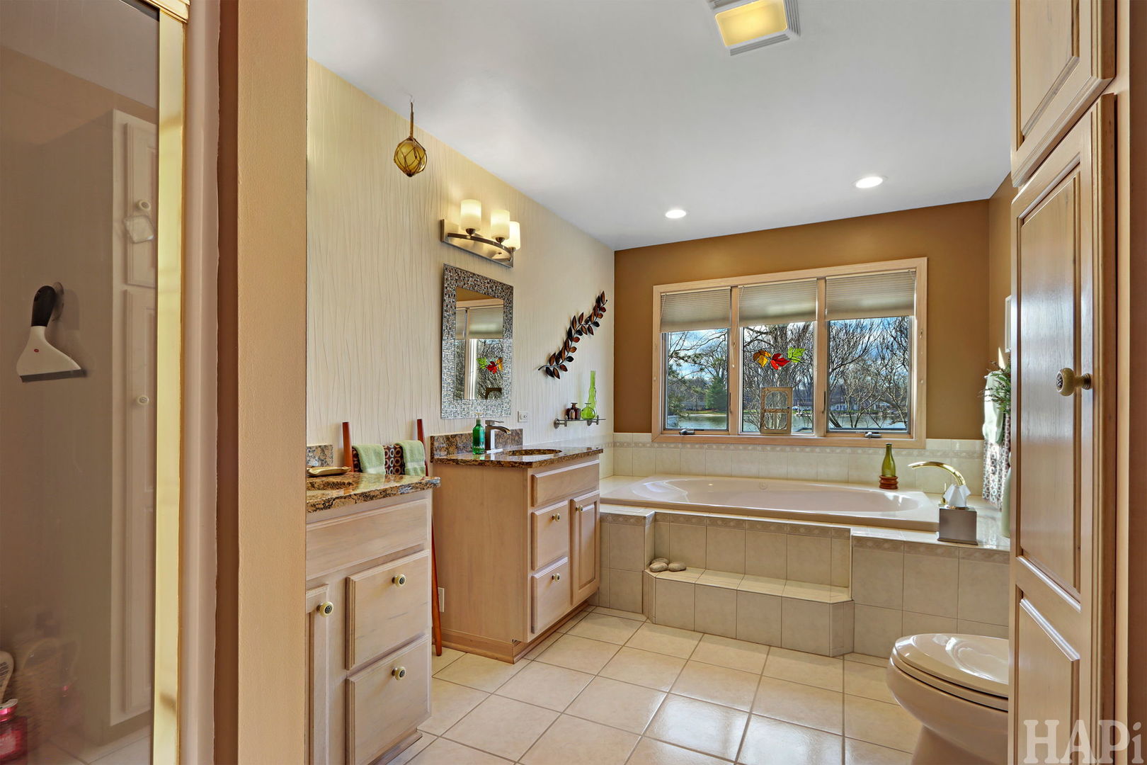 4505 GIANT OAK Drive, McHenry, IL 60050