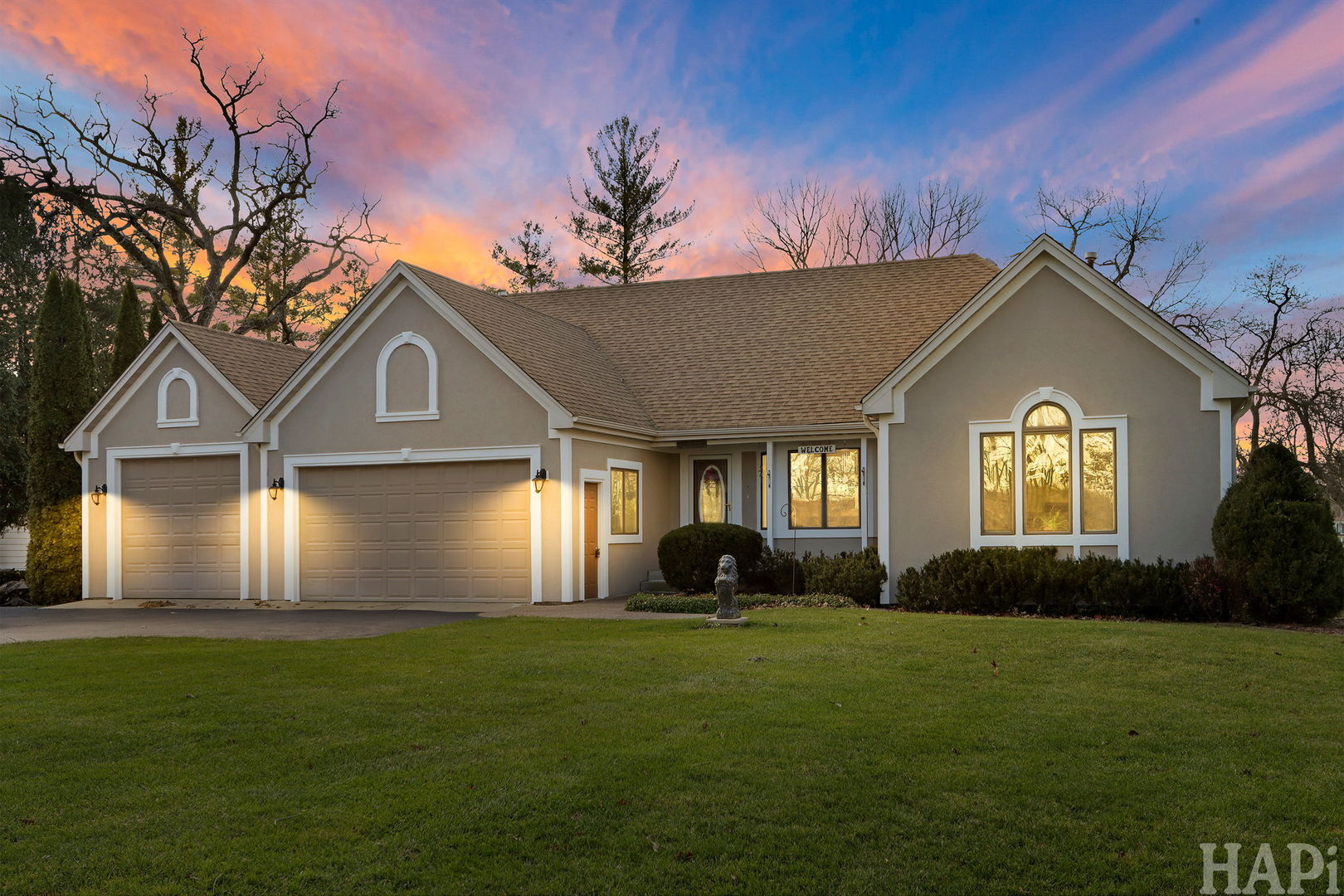 4505 GIANT OAK Drive, McHenry, IL 60050