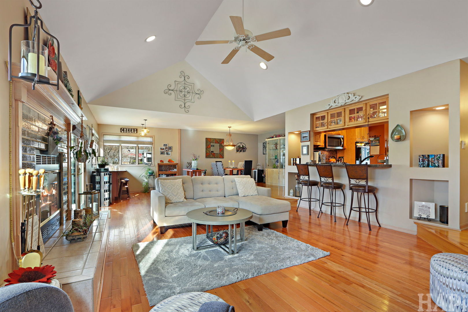 4505 GIANT OAK Drive, McHenry, IL 60050