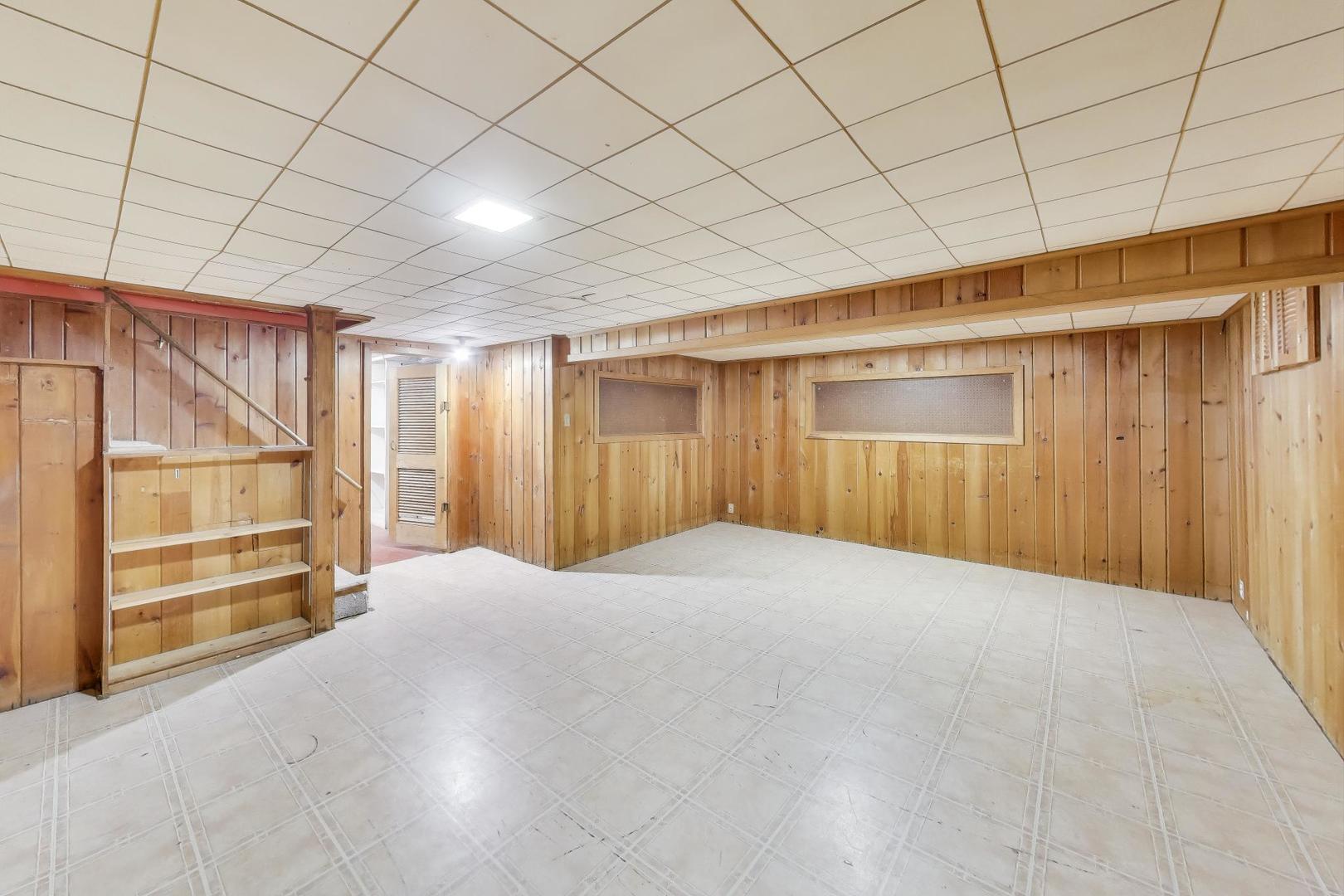 427 Tiffany Drive, Waukegan, IL 60085