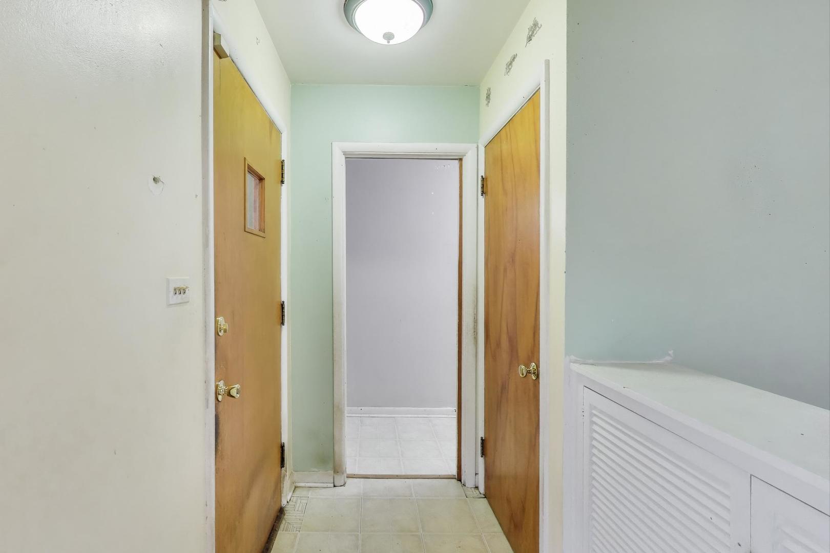 427 Tiffany Drive, Waukegan, IL 60085