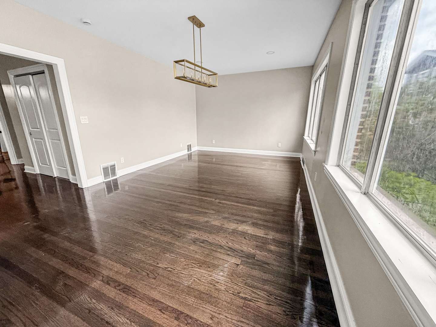 2914 Ridge Road, Lansing, IL 60438