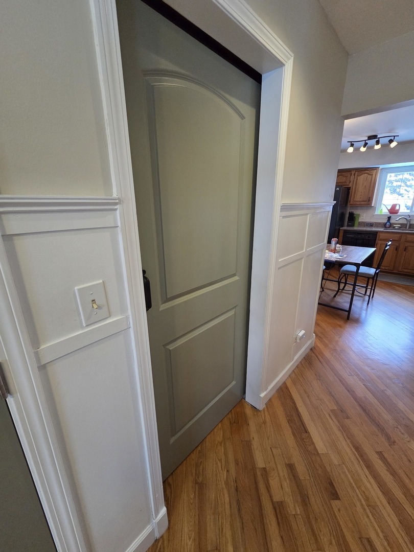 1065 Brighton Drive, Carol Stream, IL 60188