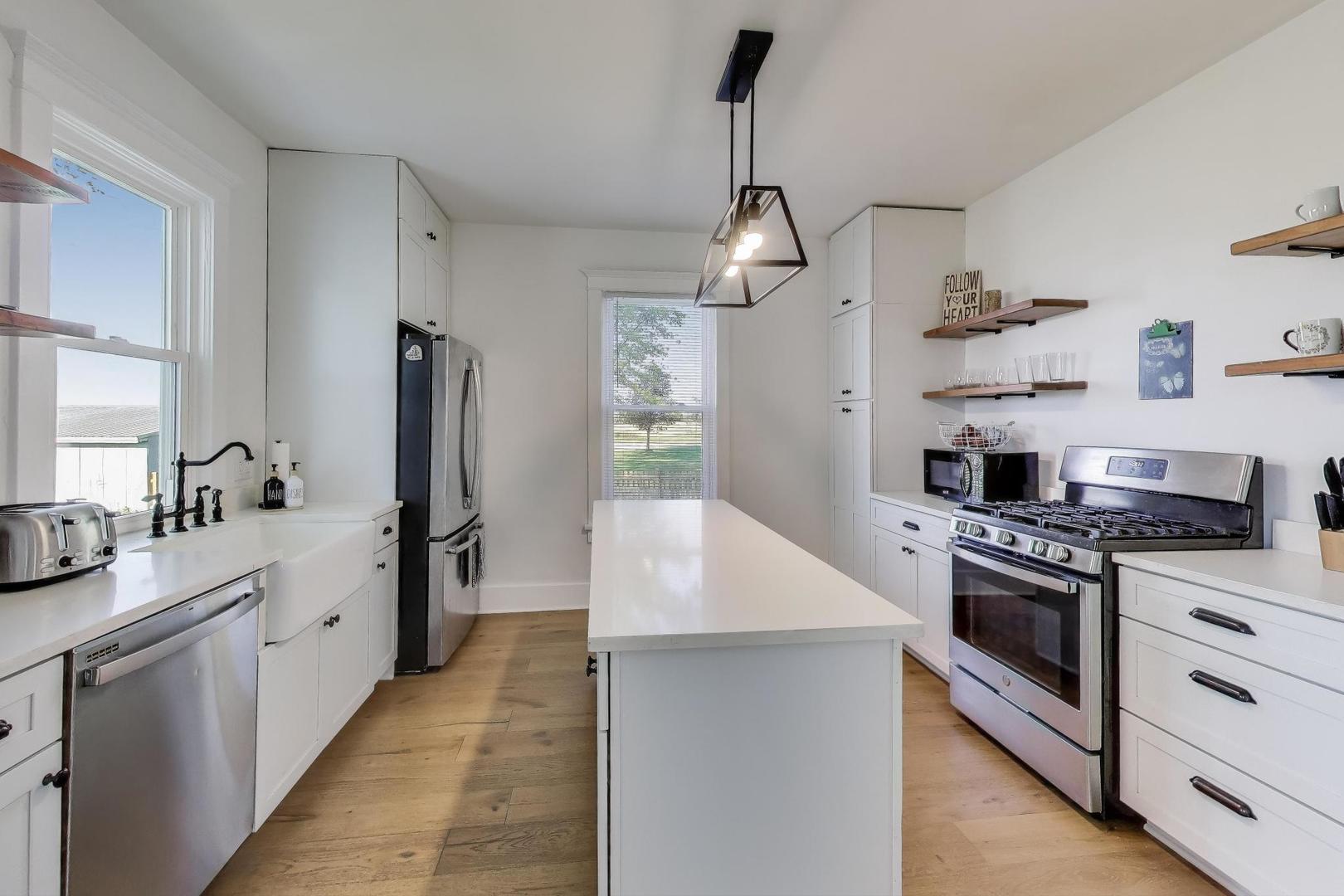 17128 Lukens Road, Sycamore, IL 60178